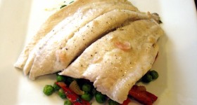 sole fish with pea salad