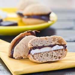 Sâ€™mores Whoopie Pies