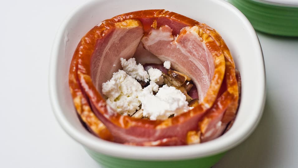 eggs in bacon basket-3