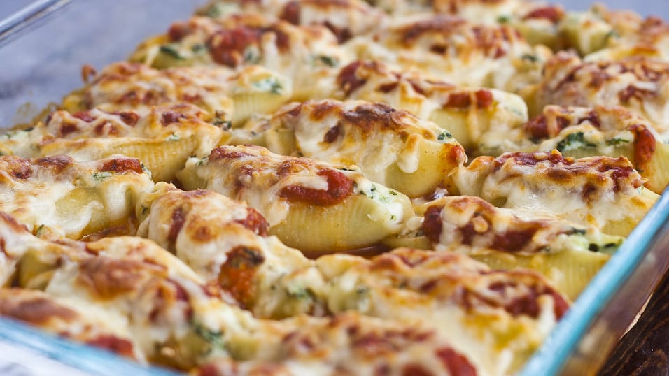 cheese and spinach stuffed shells-1-10