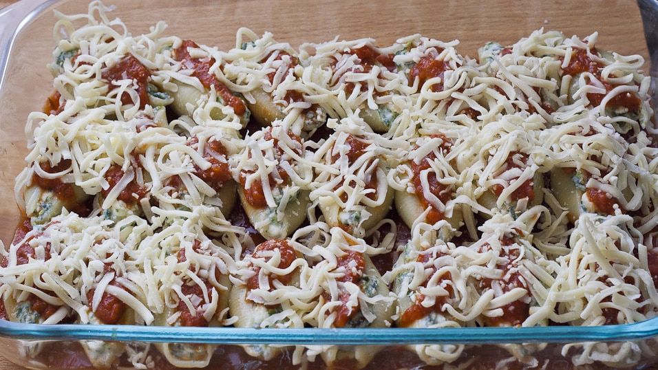 cheese and spinach stuffed shells-1-9