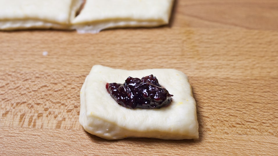 berry jam rolls-1-5