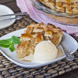 Scrumptious Caramel Pear Pie