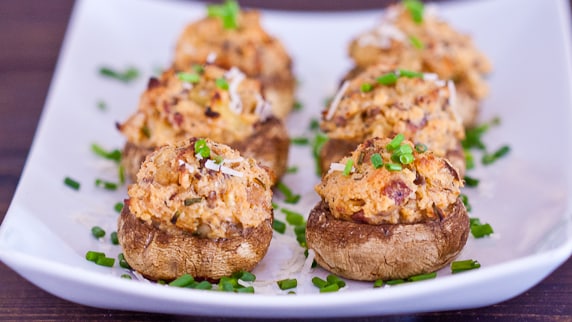 bacon and cream cheese stuffed mushrooms-1-2