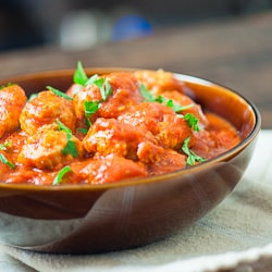 Healthy Turkey Meatballs with Marinara Sauce