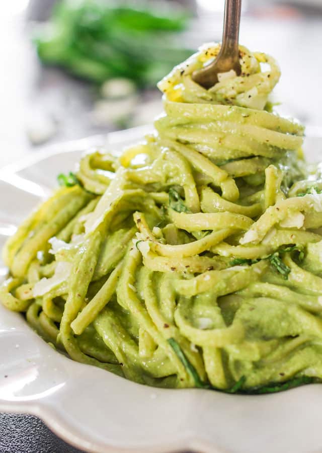 avocado-and-spinach-pasta-3.jpg