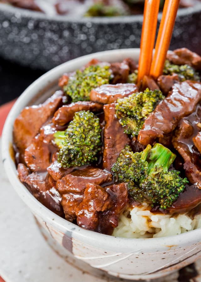 Easy Beef and Broccoli Stir Fry - Jo Cooks