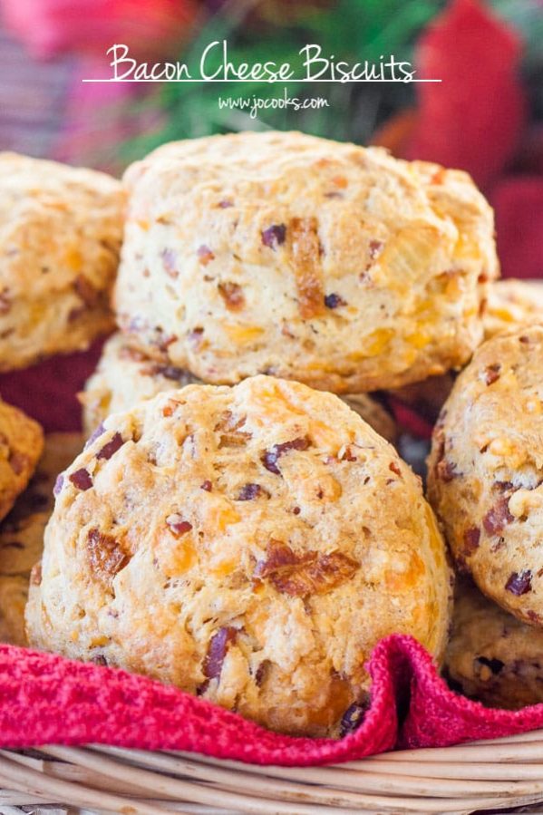 bacon cheddar biscuits
