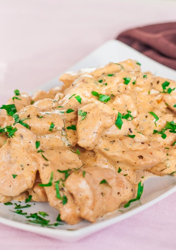 Close up shot of Drunken and Creamy Chicken on a plate 