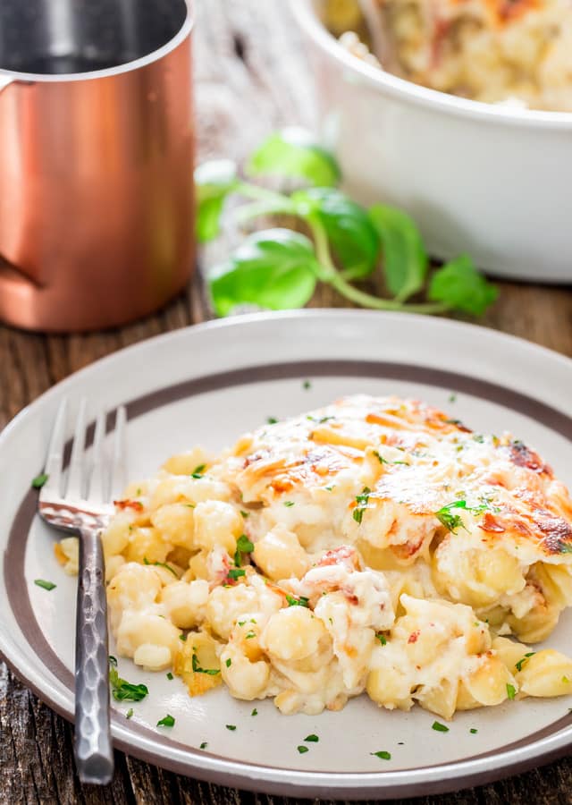 Carbonara Mac 'n Cheese Souffle - the end all of mac and cheese. It's fluffy, puffy, yummy, gooey, cheesy and creamy pasta with crispy pancetta. Need I say more?