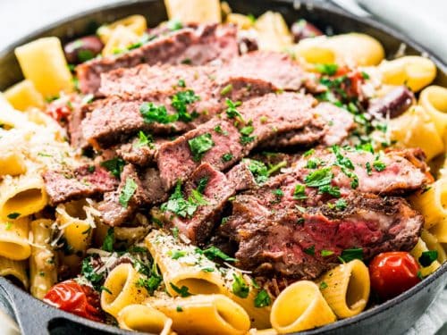 https://www.jocooks.com/wp-content/uploads/2017/08/ribeye-steak-pasta-puttanesca-1-3-500x375.jpg