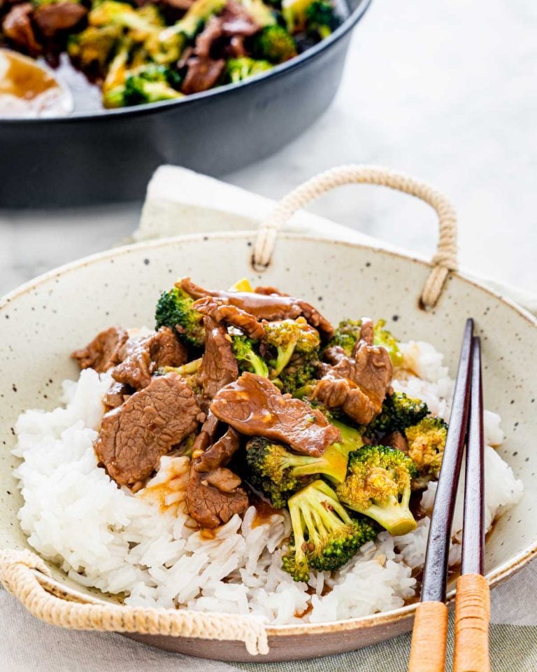 Easy Beef and Broccoli Stir Fry - Jo Cooks