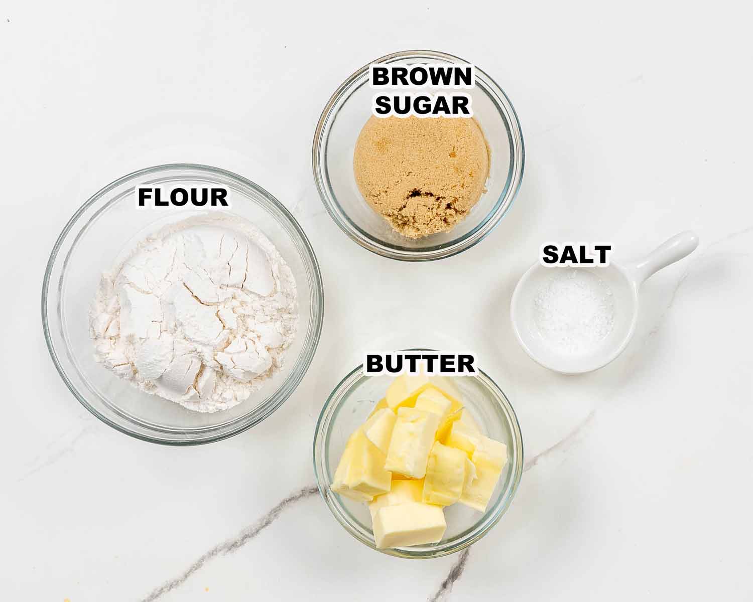 ingredients needed to make apple pie cake.