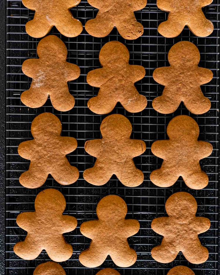 The Perfect Gingerbread Cookies - Jo Cooks