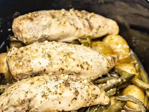 Slow Cooker Chicken and Potatoes Slow Cooker Chicken and Potatoes